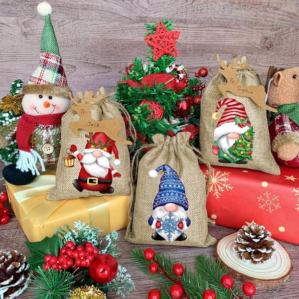 Juljutesäckar presentpåsar med dragsko 24 stycken, julbuffelrutiga linnesnacks godispåsar för julfester B