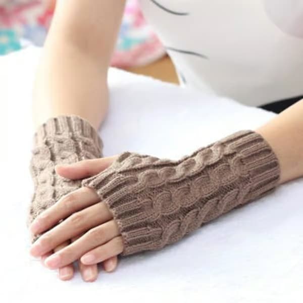Unisex vinter tykke varme strikkede elastiske fingerløse halvfinger flade lange handsker mørkegrå