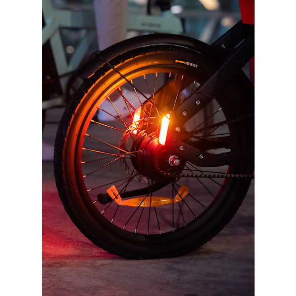 Elcyklar ENGWE P20 Black hopfällbar City E-Bike | 36V 9,6Ah | 100 km räckvidd | Hydrauliska bromsar | Tyst remdrift