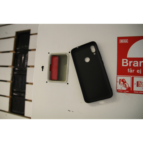 Skimblocker Magnet Wallet Xiaomi Redmi 7 Svart