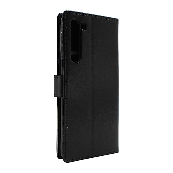 Crazy Horse Wallet Motorola Edge (Svart) Brun