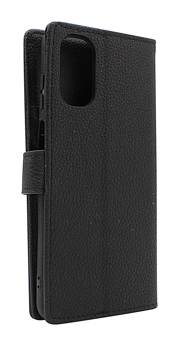New Standcase Wallet Motorola Moto E32s Röd