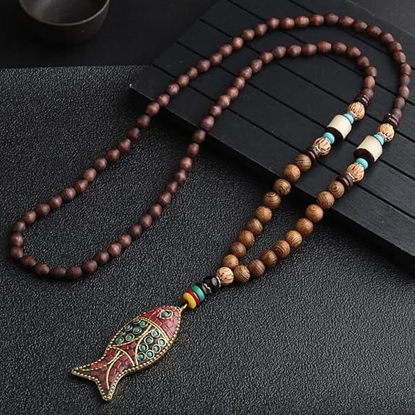 Bohemisk hängsmycke med träpärlor - långt halsband - statement-smycke