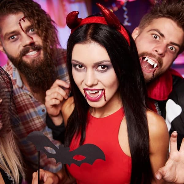 Infällbara vampyrtänder - Realistiska vampyrtänder i silikon för Halloween-rollspel