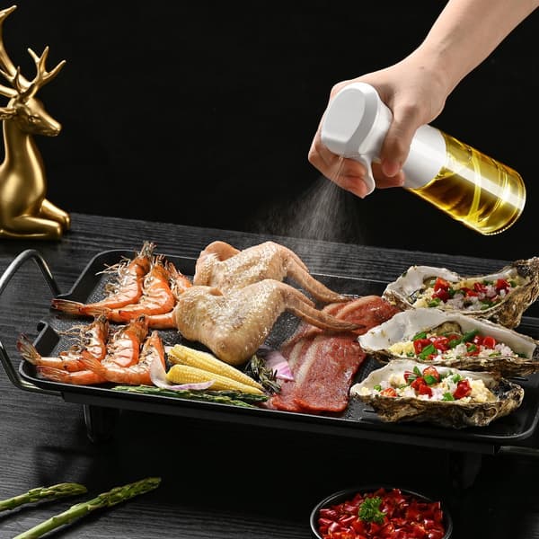 200 ml kökssprayflaska i plast, tryckknappsspray, för airfryers, grillar och sallader, vit.