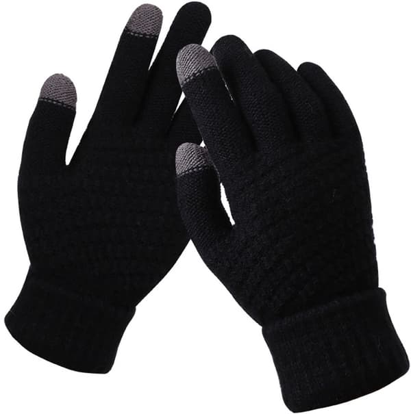 Ett par stickade vinterhandskar med fulla fingrar för pekskärm, varma och vindtäta med elastiska muddar, svarta.
