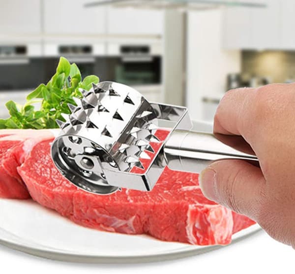 Köttmörare i rostfritt stål med rullar, kan hängas, för biff, kyckling och köttmörare, silver.