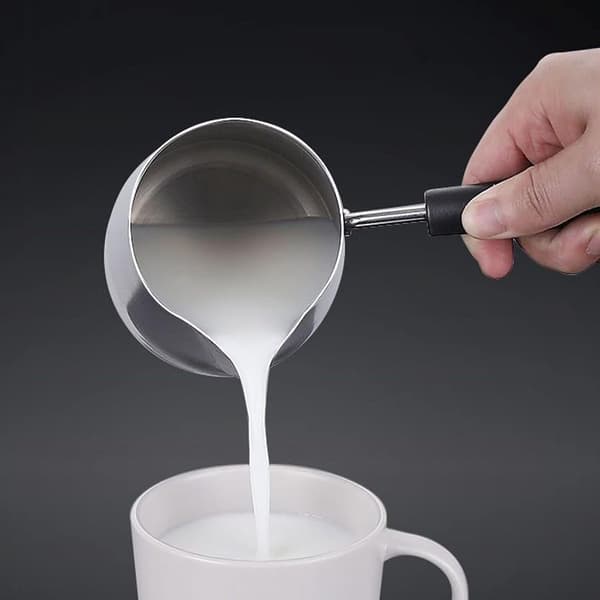 Multifunktionell Mockakanna, för smältning av smör, mjölk, såser och sirap, silver.