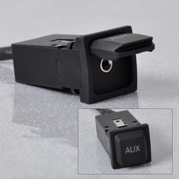 AUX-lydkabelstik med ledning til VW Golf MK5 MK6 Jetta RCD310