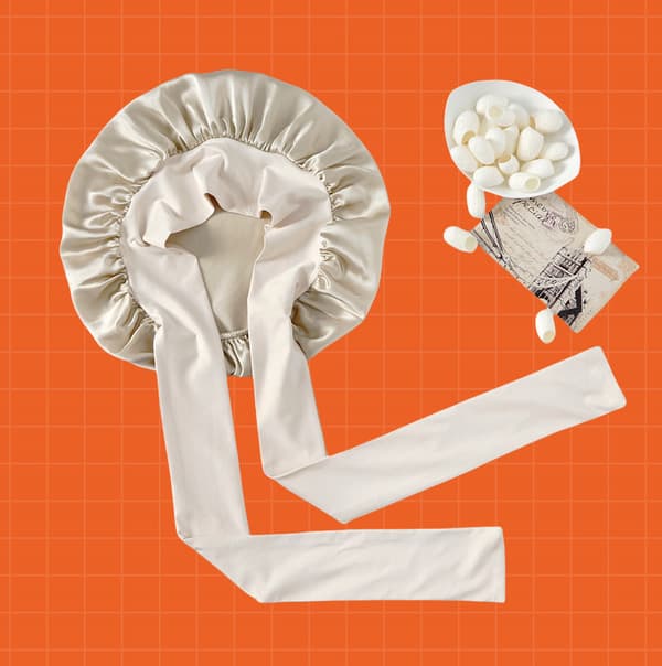 100 % silkkimyssy naisille, beige Beige