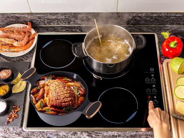 7L Kastrull med lock – Non-stick-beläggning – Induktionshäll_MGF