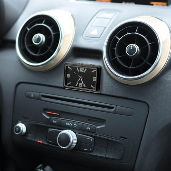 Digital bilklocka, fyrkantig bilklocka, instrumentbräda, miniklocka, liten låsklocka, kvartsdigital - Perfekt Wuling_MGF Wuling