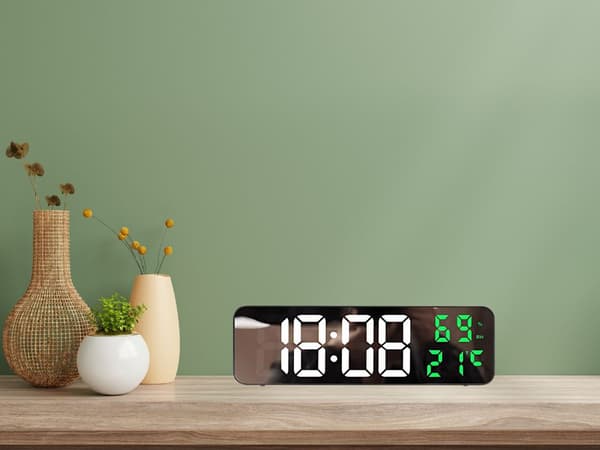 Elektronisk digital LED-väckarklocka termometer spegel stående USB-batterier_MGF Green