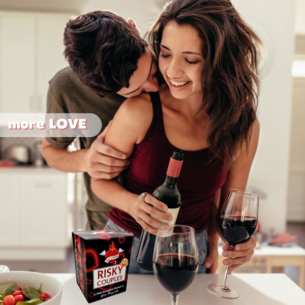 Super fedt parspil til date night: 150 hede udfordringer og spørgsmål til din partner. Romantiske jubilæer og valentinsdagsgaver. Kortspil for par