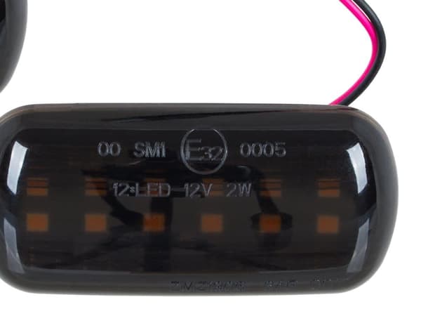 Audi A4 B7 04-09 LED-blinklys RØKFARGET DYNAMISK 2-DELS SETT_MGF