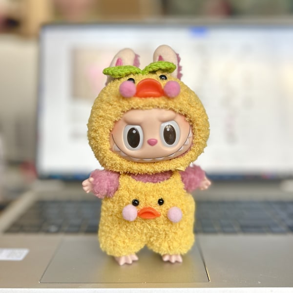 Molnigt plysjgult and-sett, (kun klær) 17cm anheng blindboks macaron Labubu Labubu Time to chill dukkeklær