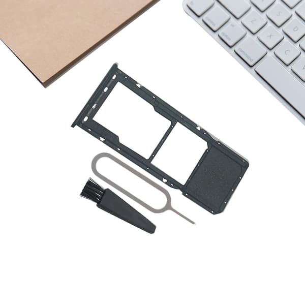 SIM-kortpladsudskiftning til Galaxy A20 SM-A205U_MGF