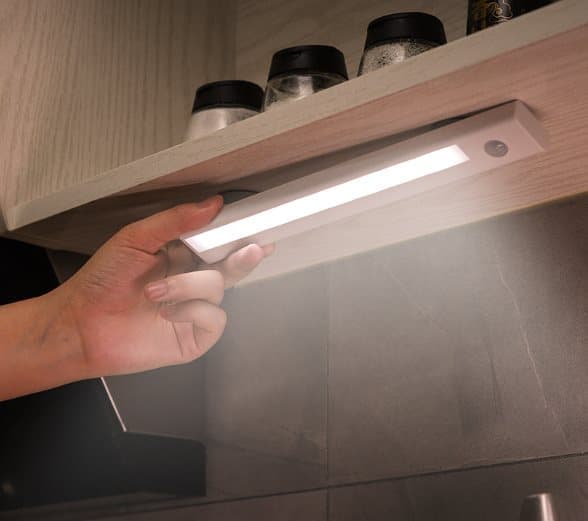 INF LED lyslist med bevegelsessensor 3-pakning Hvit