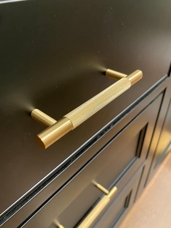 Massive messinggreb til skabe, 5 stk. guld, 128 mm, moderne til skuffer og garderobeskabe
