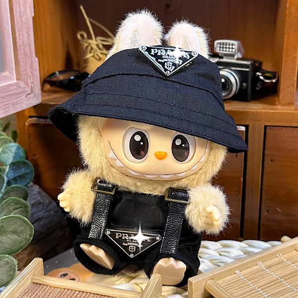 Sommarrea Labubu dockkläder första generationen andra generationen blind box Labubu dockkläder (fiskarhatt + overall) P Svart kostym