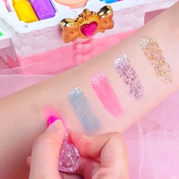 Makeup-sæt til børn med stilfuld makeuptaske - Ægte, ikke-giftigt, vaskbart makeup-sæt - Fødselsdag, påske, mors dag, pigedag og julegave 2621A