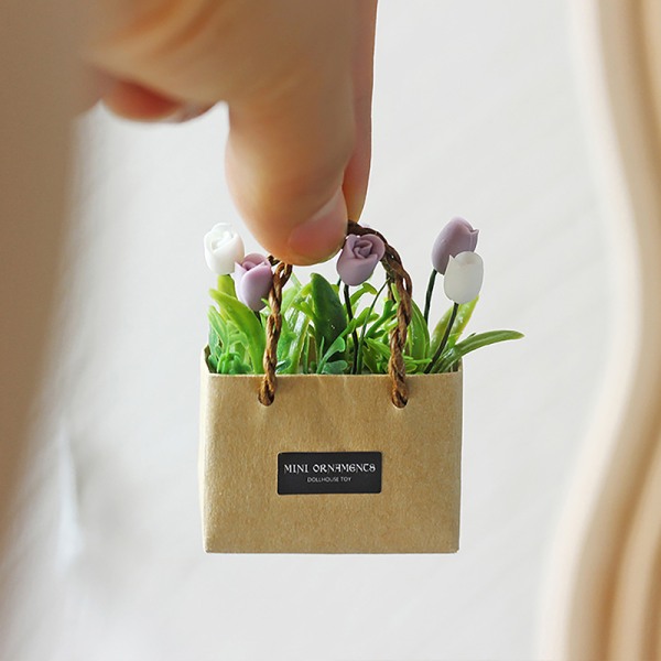 Dukkehus Mini Tulip Flower Arrangement Emballage Papirpose Pels Multicolor one size