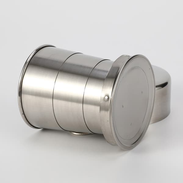 Vikbar kopp i rostfritt stål med nyckelring Bärbar infällbar Silver 75ml