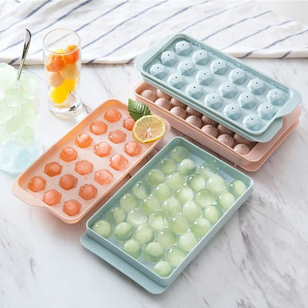 Muoviset molds Jääkaukalo 18/33 Ristiä 3D Pyöreä Jäämuotit Molds P A2
