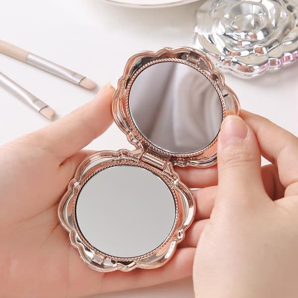 Rose Flower Fold Makeup Mirror Lätt att bära sminkspegel för kvinnor Silver A