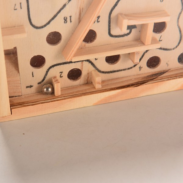 1 Stk Classic Labyrinth Board Balance Brætspil Uddannelse Lear A one size