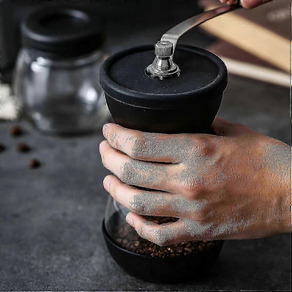 Stille manuelle kaffe- og pepperkverner laget av rustfritt stål