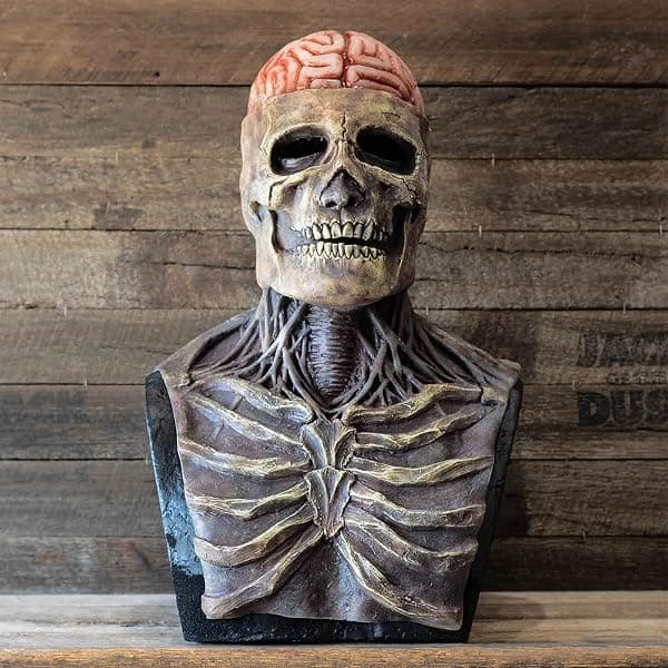 Rød 3D-kranie maske til Halloween, ideel til rollespil.