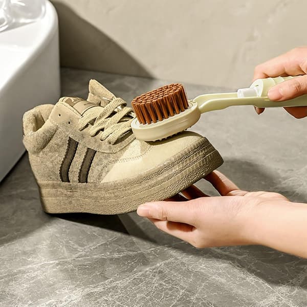 Sko børste med bløde børster og væskedispenser, multifunktionel sneakerbørste til hjemmebrug, creme