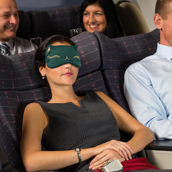 4-pak Øjenmaske til Søvn, Blød Sød Kat Søvnmaske Justerbar Strop Sovende Mørklægningsmasker Øjendækning Blindfold （Sort, Pink, Grøn, Blå）