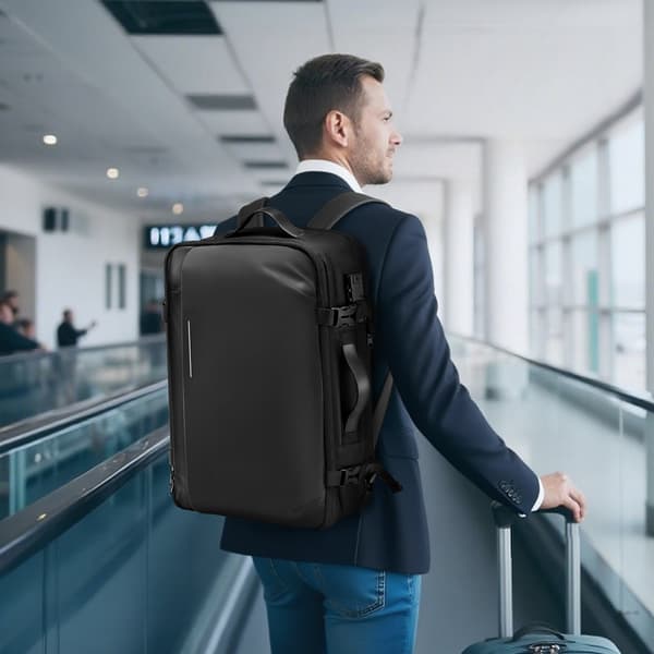 Vakuumreseryggsäck 65L – Expanderbar, TSA-lås