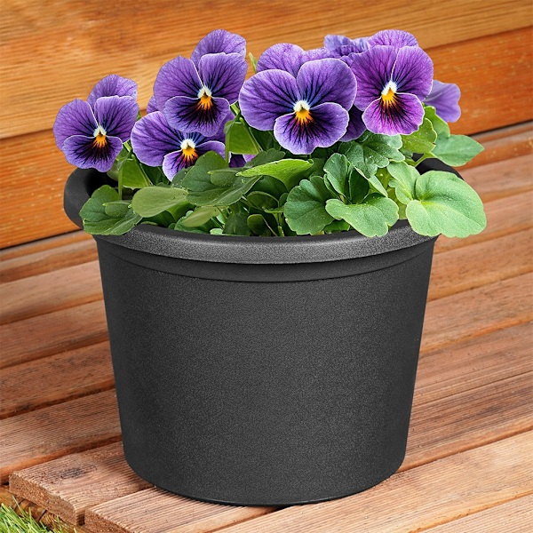Muovinen puutarharuukku musta pyöreä 23 cm