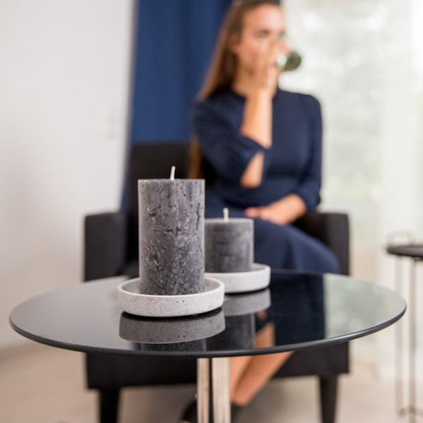 Sidebord i glas og rustfrit stål