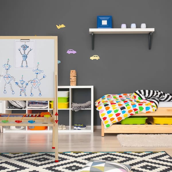 Tegne staffeli til børn med whiteboard