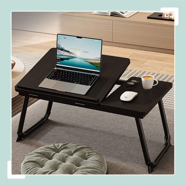 Justerbart laptopbord – Sammenklappeligt, vipbart bord