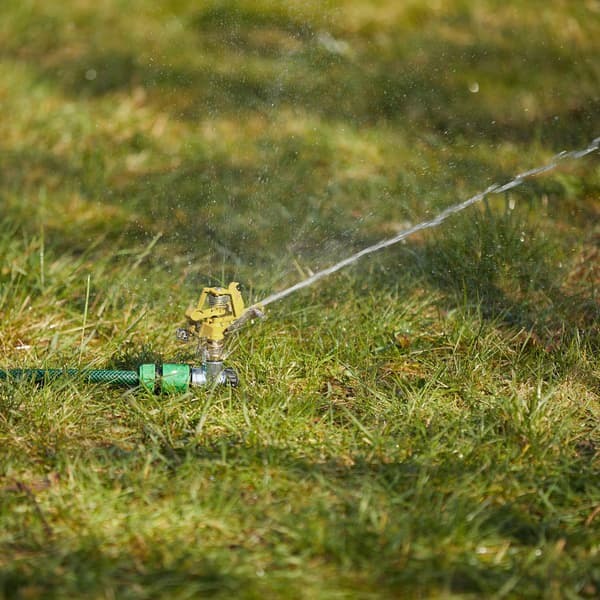 Impulssi sprinklerisarja 3 kpl maapiikillä