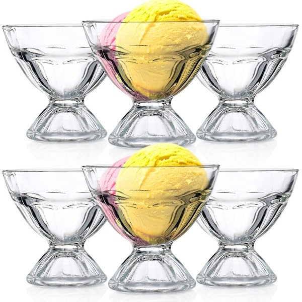 Seks små dessertskåle i glas, perfekt til snacks og desserter