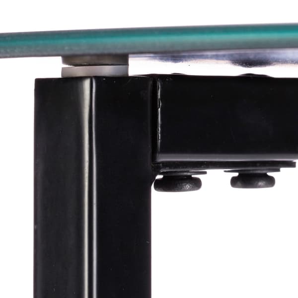 Sidebord omkring glas og metal