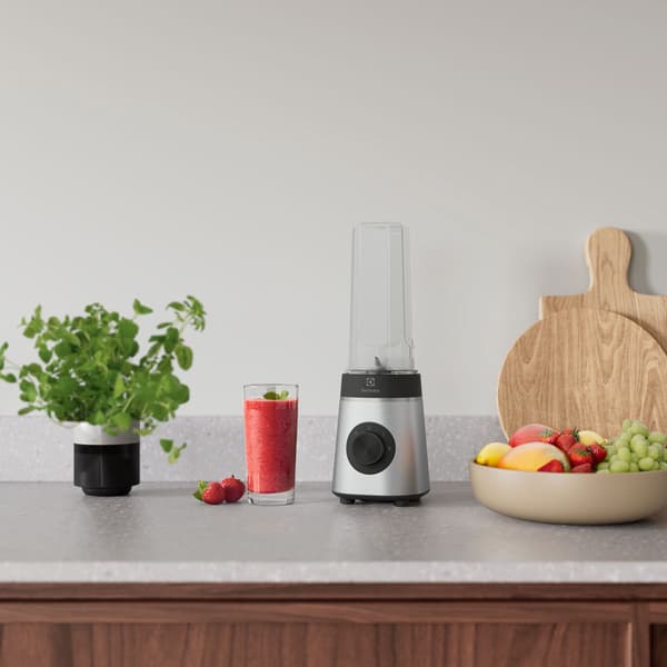 Kompakt blender i rustfrit stål, 600 ml, pulsfunktion