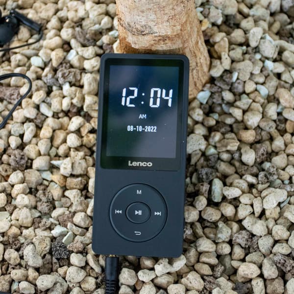 MP3/MP4-afspiller, 2,4" skærm, 8 GB hukommelse, sort