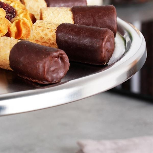 Elegant serveringsfat på fot i rostfritt stål för kakor & snacks