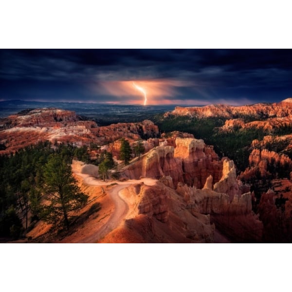 Lightning Over Bryce Canyon - 30x40 cm