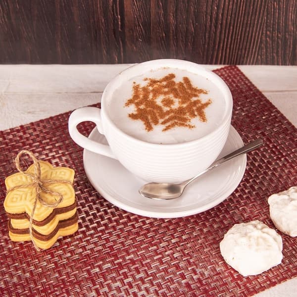 Juleskabeloner til kaffe og dessert: skab imponerende designs