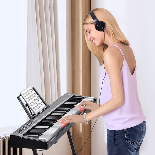 88-tangenters digitalpiano, halvviktat, Bluetooth MIDI