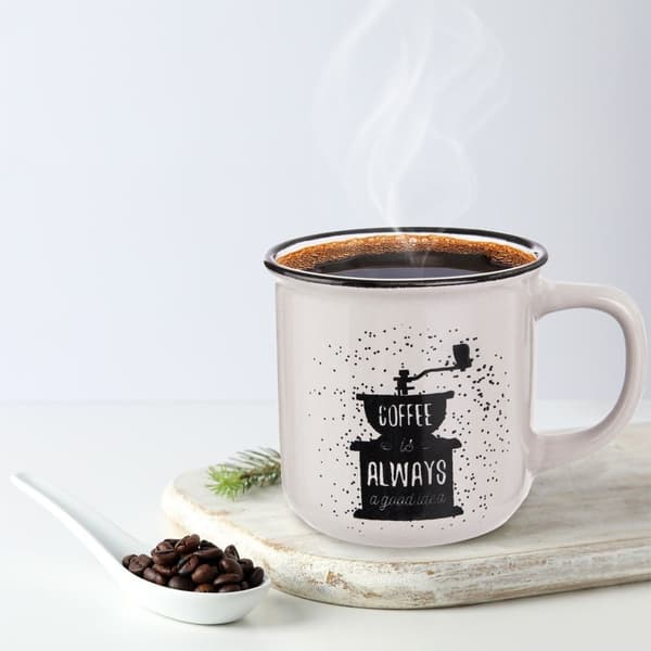 Vit keramikkopp: Unik dekoration, perfekt för kaffe