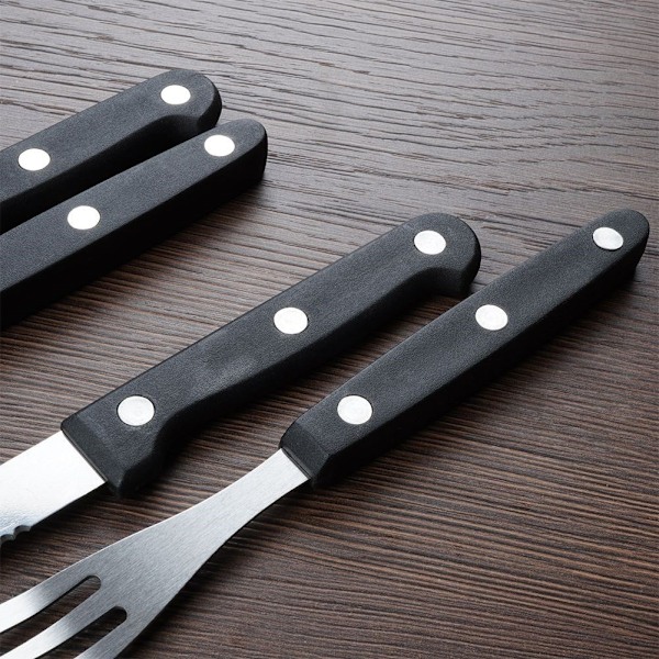 Perfekt sæt knive og gafler til bøffer og pizza